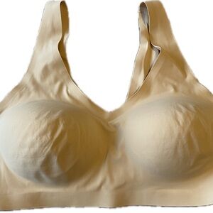Cream Full-Coverage Molded Bra